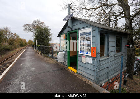 Bures Bahnhof ist auf der Gainsborough Linie, einen Abzweig aus der Großen Östlichen Hauptleitung im Osten Englands, die das Dorf von Bures, Stockfoto