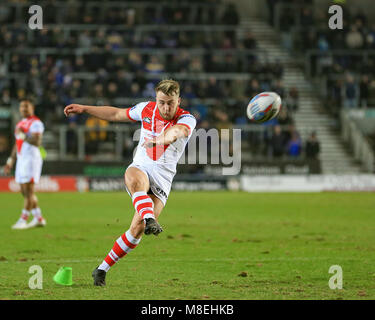 16. März 2018, total Gottlosen Stadion, St. Helens, Merseyside, England; Betfred Super League Rugby, Runde 6, St Helens gegen Leeds Rhinos; Danny Richardson von St Helens tritt ein Ziel Stockfoto