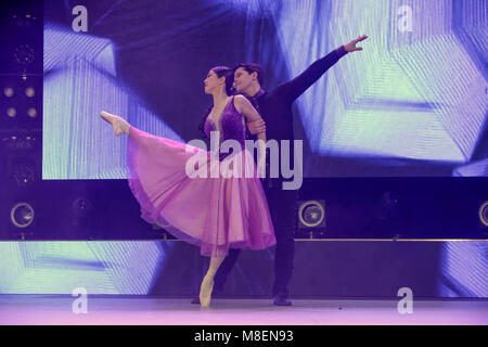 London, UK, 17. März 2018. 'Es' ist der hellste und ohne Zweifel die größte Dance event, alle Stile und Formen von Tanz und Performing Arts in London Excel Centre statt. Credit: Paul Quezada-Neiman/Alamy leben Nachrichten Stockfoto