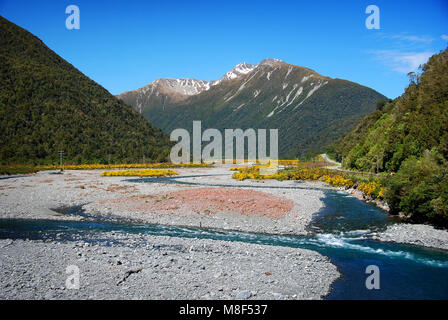 Blick auf den Waimakariri Fluss, Arthur's Pass South Island, Neuseeland. Stockfoto