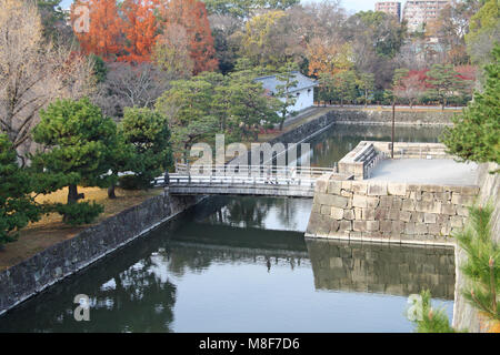 Ansicht von einem Wassergraben, das Schloss Nijo, Kyoto, Japan Stockfoto