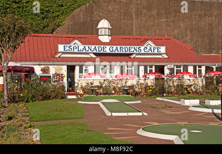 Shanklin, Isle of Wight, Crazy Gilf, Esplanade Cafe, durch die ich von W, Hampshire, England, Stockfoto