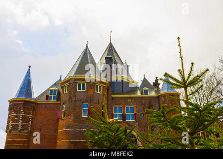 Mittelalterliche Gebäude'' De Waag'' in Amsterdam, Die Niederlande Stockfoto