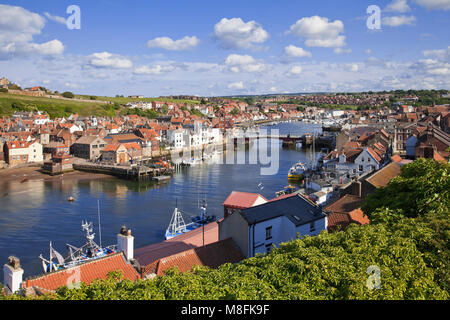 Whitby Hafen am Fluss Esk North Yorkshire Stockfoto