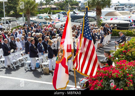 Neapel Segeln und Yacht Club, Flotte Überprüfung und Inbetriebnahme Zeremonie, Naples, Florida, USA Stockfoto