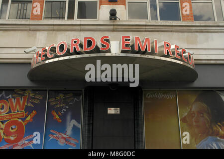 16.04.2008. EMI Records head Office, Brook Green, London. Vordere Klappe und Logo. Stockfoto