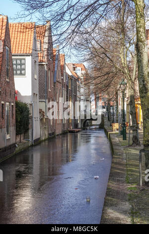 Alkmaar, Noord Holland/Niederlande - 26. Februar 2018: Alkmaar, einem beliebten Reiseziel, ist eine Stadt im Norden von Holland. Bild zeigt Stockfoto