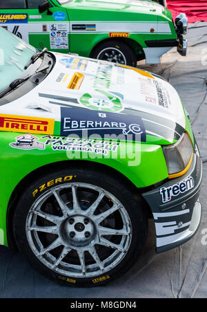 SANMARINO, SANMARINO - OTT 21, 2017: RENAULT CLIO WILLIAMS 1998 in alten Rennwagen Rallye DIE LEGENDE 2017 der berühmte SAN MARINO historische Rennen Stockfoto