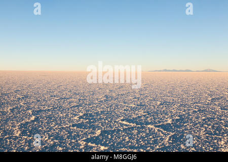 Salar de Uyuni, Bolivien. Der grösste Salzsee der Welt. Bolivianischen Landschaft Stockfoto