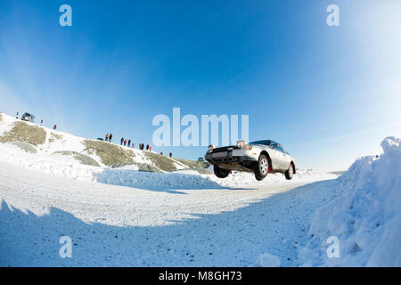 Asbest, Russland, Februar 4, 2018 - 2. Phase der Russischen Cup Rallye 2018" Uralasbest 2018', Toyota Celica Auto, Startnummer 25. Stockfoto