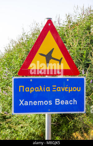 Schild an der Flughafen auf der Insel Skiathos, Griechenland Stockfoto