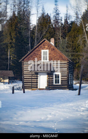Der alte Stier Fluss Guard Station Homestead, auf der East Fork von Bull River, im Kabinett Berge, innerhalb der Kootenai National Forest befindet. Stockfoto