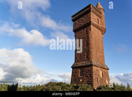 Die Airlie Denkmal auf Tulloch Hügel an der Spitze der Angus Glens befindet, im Jahre 1901 zu Ehren von David Ogilvy, der 9. Earl von Airlie gebaut. Stockfoto