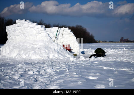 Eisfischen in Ottawa, Kanada Stockfoto