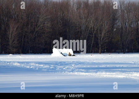 Eisfischen in Ottawa, Kanada Stockfoto