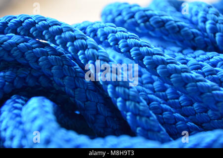 Abstrakte Blick eines blauen Nylon Seil Stockfoto