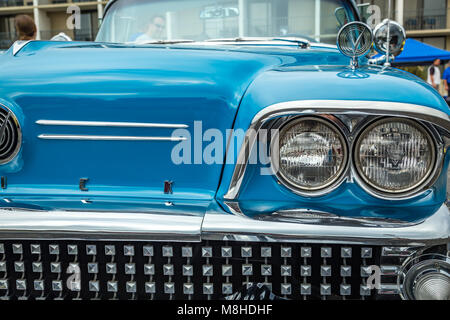 TYBEE ISLAND, Georgia, 14. Oktober 2017 A 1958 Buick begrenzt bei einem Oldtimertreffen. Stockfoto