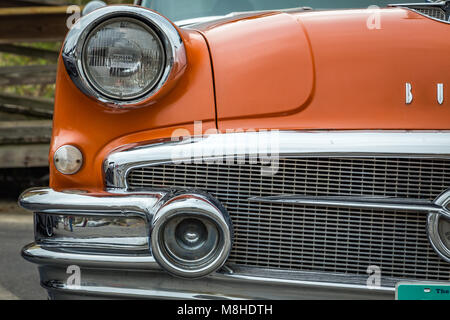 TYBEE ISLAND, Georgia, 14. Oktober 2017 A 1956 Buick zu einem Classic Car Show Special. Stockfoto