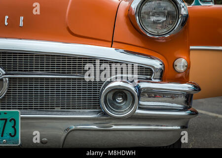 TYBEE ISLAND, Georgia, 14. Oktober 2017 A 1956 Buick zu einem Classic Car Show Special. Stockfoto