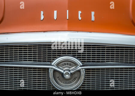 TYBEE ISLAND, Georgia, 14. Oktober 2017 A 1956 Buick zu einem Classic Car Show Special. Stockfoto