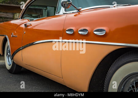 TYBEE ISLAND, Georgia, 14. Oktober 2017 A 1956 Buick zu einem Classic Car Show Special. Stockfoto