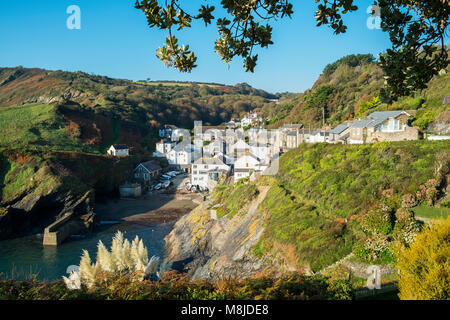 Der Küstenort Eglinton auf der roseland Halbinsel in Cornwall, England, Großbritannien. Stockfoto