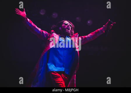 Bologna, Italien. 17 Mär, 2018. Die amerikanische Band 30 Sekunden zum Mars live auf der Bühne des Unipol Arena in Bologna für ihre 'Monolith' Tour Konzert. Credit: Alessandro Bosio/Pacific Press/Alamy leben Nachrichten Stockfoto