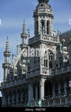 Museum der Stadt Brüssel im Neugotischen Maison du Roi (King's House) auch als Broodhuis (Breadhouse) aus dem XIX. Jahrhundert am Grand Place (Gran Stockfoto