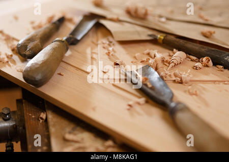 Tischler Werkzeuge auf die crafting Tabelle. Vintage Stockfoto