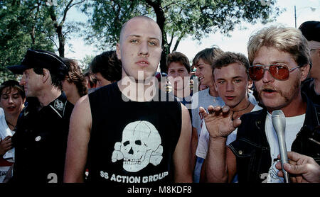 Chicago, Illinois, USA, September. 1988 KKK und Nazis Rallye in Marquette Park Chicago. Credit: Mark Reinstein/MediaPunch Stockfoto