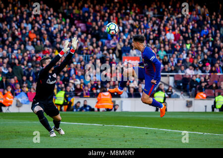 März 18, 2018 - Barcelona, Barcelona, Spanien - (14) Coutinho mit einer ernsten Ziel Gelegenheit während der Liga Match zwischen dem FC Barcelona und Ath. Bilbao spielte im Camp Nou. Credit: Joan Gosa Badia/Alamy Credit: Joan Gosa Badia/Alamy leben Nachrichten Stockfoto