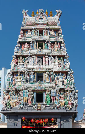 Gopuram Tower am Eingang zum Sri Mariamman Temple, South Bridge Road, Chinatown, Singapore Island, Republik Singapur Stockfoto