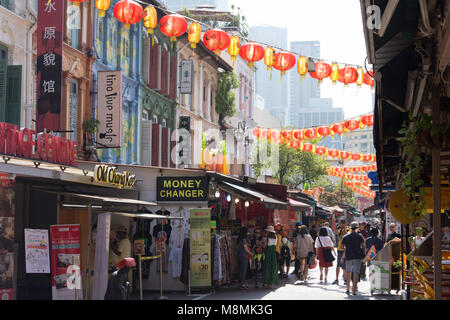 Geschäfte und Restaurants auf Pagoda Street, Chinatown, Outram District, Central Area, Singapur Insel (Pulau Ujong), Singapur Stockfoto