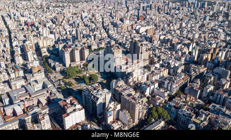 Luftaufnahme über Hospital de Clínicas José de San Martín, Buenos Aires, Argentinien Stockfoto