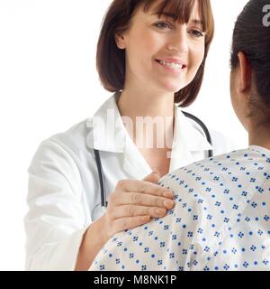 Arzt mit Ihrer Hand auf die Schulter des Patienten. Stockfoto