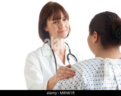 Arzt mit Ihrer Hand auf die Schulter des Patienten. Stockfoto