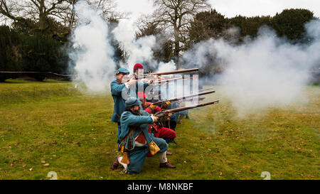 Sealed Knot - Earl Rivers Regiment von Fuß, Feder Muster bei Shaw House, Newbury Stockfoto