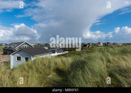 Ferienwohnungen inmitten der Dünen von Rindby Strand auf der Insel Fanø, Dänemark, jütland, Skandinavien Stockfoto