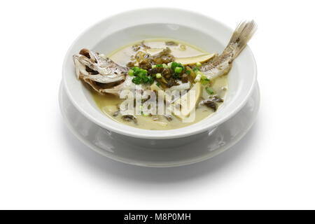 Gelbe croaker Fischsuppe mit erhalten gebliebenen Schnee Gemüse, chinesische Küche Stockfoto