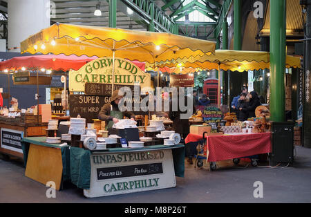 England, London, London Borough Market, Käse. Stockfoto