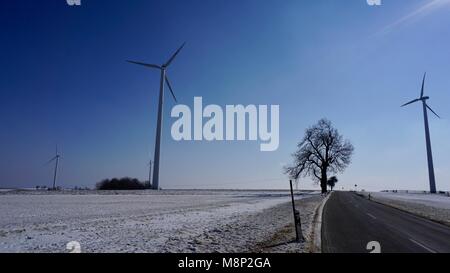 Windräder, Windkraft, Windanlagen, Windstrom, Schwäbische Alb zwischen Schwäbisch Gmünd, Göppingen und Ulm. Stockfoto