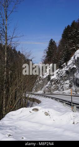 Fernpass, Fernpassstrasse zwischen Reutte und Nassereith in Tirol Stockfoto