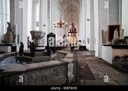 Polen, Danzig, St. Maria Kirche Innenraum - Basilika der Himmelfahrt der Jungfrau Maria (Bazylika Mariacka) Stockfoto