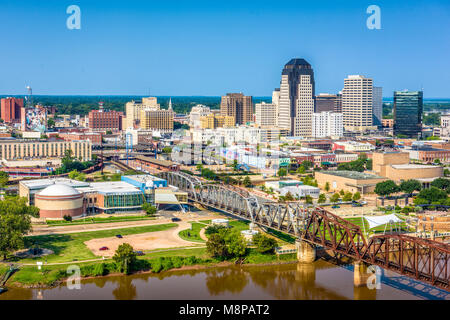 Shreveport, Louisiana, USA Skyline der Innenstadt über den Fluss. Stockfoto