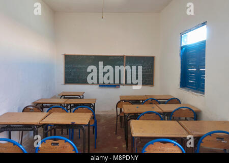 Koranschule für Kinder in einem muslimischen Tempel in der Umgebung von Essaouira, Marokko Stockfoto