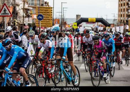 Calella, Spanien. 19. März, 2018. Start der Radsport: 98th Volta Ciclista a Catalunya 2018/Stufe 1 - Calella Calella von 152,3 km während der Tour von Catalunya, März 19 2018 in Calella, Spanien. Credit: CORDON PRESSE/Alamy leben Nachrichten Stockfoto