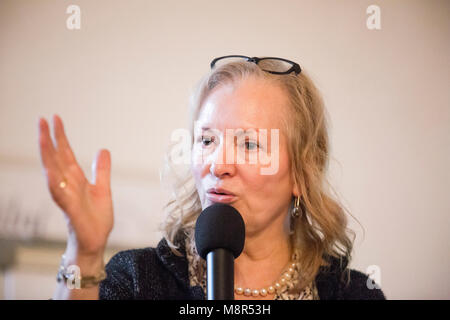 Bhadrena Tschumi Gemin, Gründer und Koordinator der ICSB Rede auf der 3. Konferenz der Craniosacral Therapie in Parague, Tschechische Republik, 10. März 2018 Stockfoto