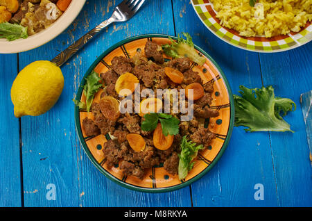 Kalahari Hackfleisch Curry, Südafrikanische Küche, Traditionelle verschiedene Gerichte, Ansicht von oben. Stockfoto