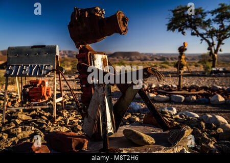 Ein Metall Skulptur Garten am Tsauchab River Camp in Namibia Stockfoto