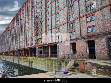 Stanley Dock Tobacco Warehouse in Liverpool, Großbritannien, ein denkmalgeschütztes Gebäude ist das größte Gebäude in der Welt, die zum Zeitpunkt der Konstruktion in 1. Stockfoto